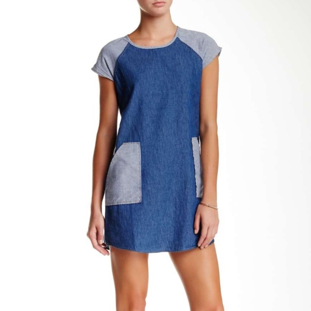 T-shirt dress